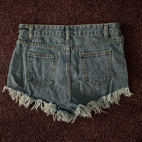 Frayed denim jeans - Picture 2 of 2